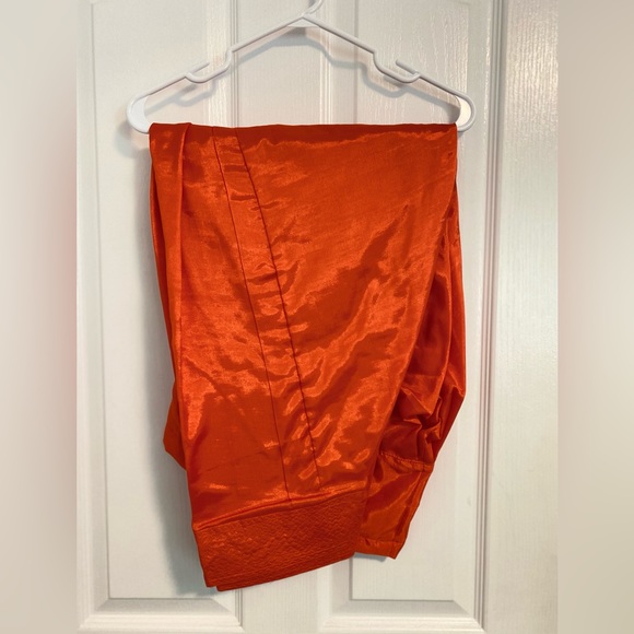 Salwar Kameez 2 for 1 DEAL! 2 Kameez + 1 matching Salwar. - Picture 4 of 9